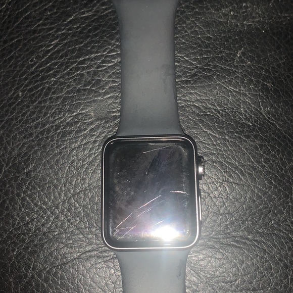 Apple Watch - Picture 2 of 2
